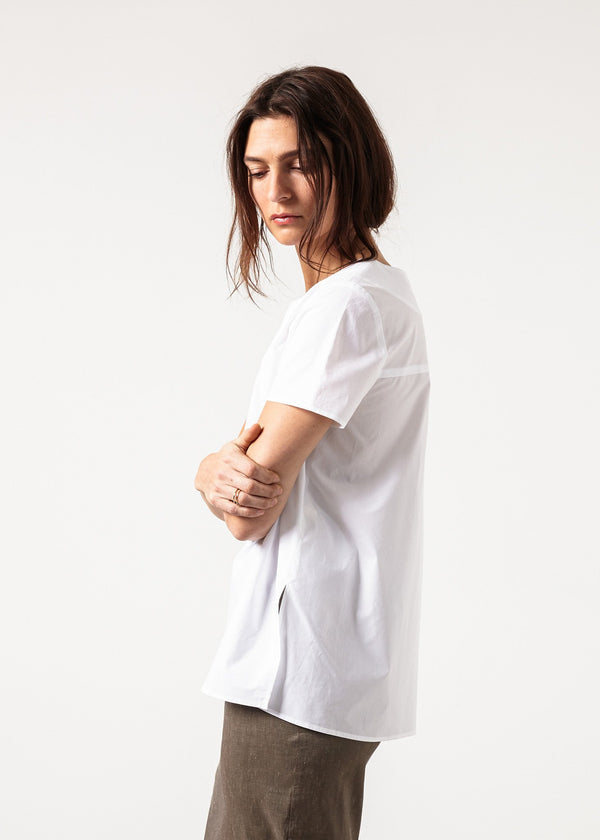 Pleat Back Blouse in White - mageplaza100.myshopify.com - Ter et Bantine - [variant_title]