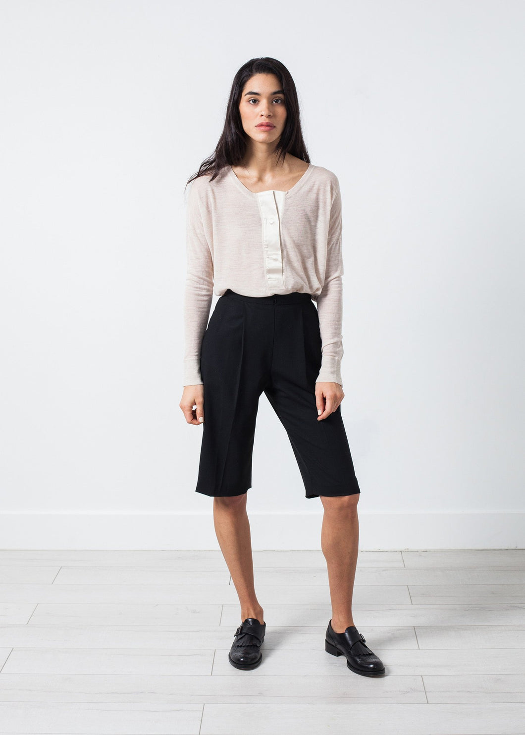 Woven Shorts in Black - mageplaza100.myshopify.com - Amelia Toro - [variant_title]