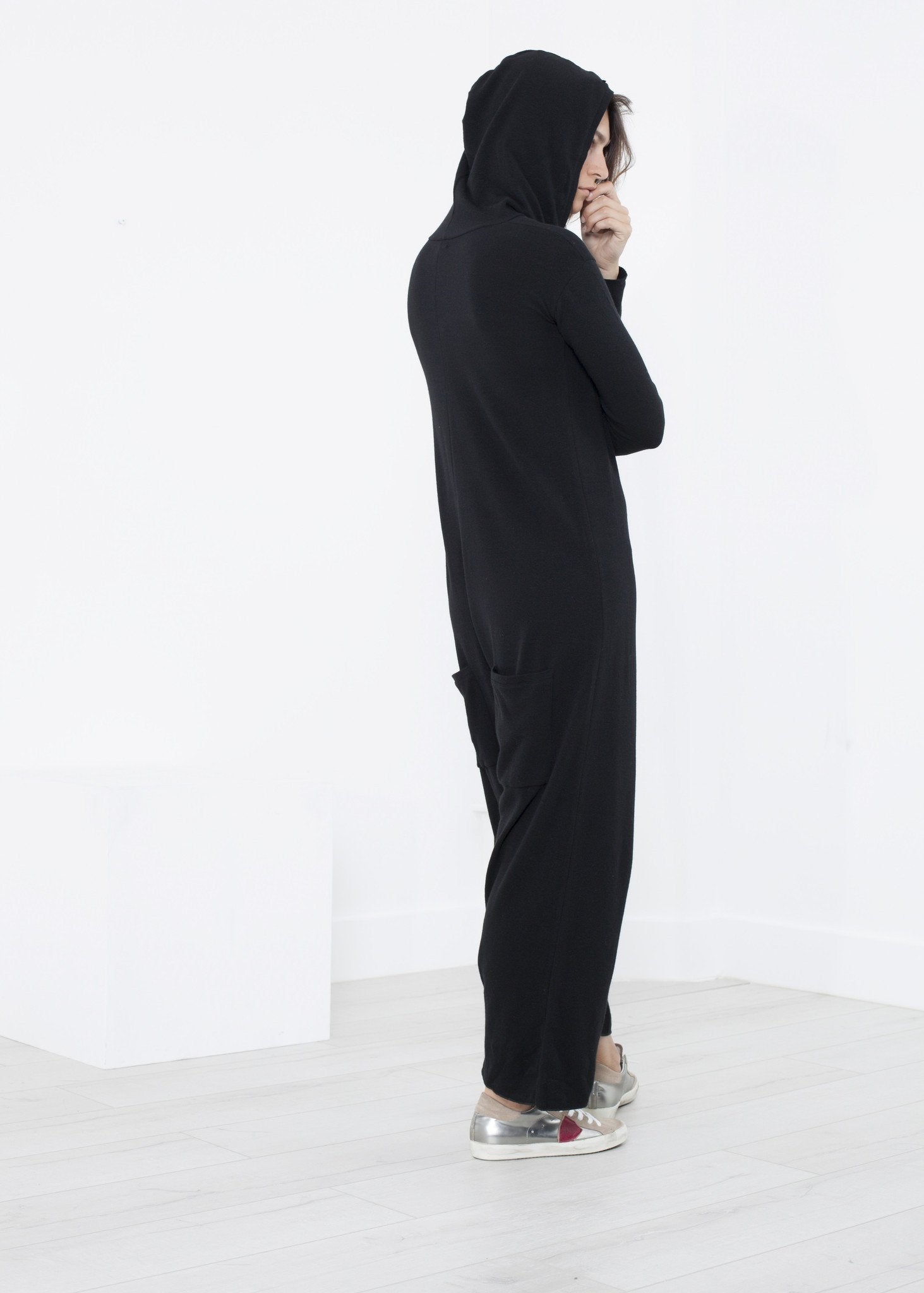 Knit Hooded Jumpsuit in Black - mageplaza100.myshopify.com - Album di Famiglia - [variant_title]