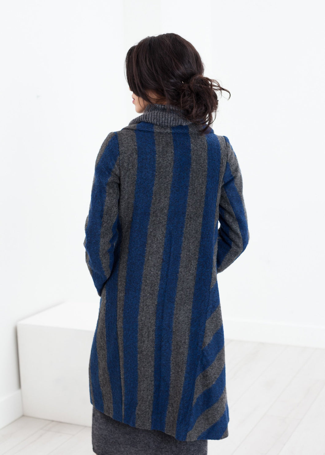 Petale Coat in Silver/Blue - mageplaza100.myshopify.com - Lilith - [variant_title]