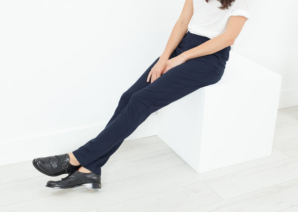 Easy Slim Pant in Navy - mageplaza100.myshopify.com - Maria Calderara - [variant_title]