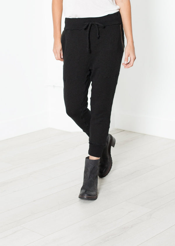 Highsoft Cropped Sweat in Black - mageplaza100.myshopify.com - V:Room - [variant_title]