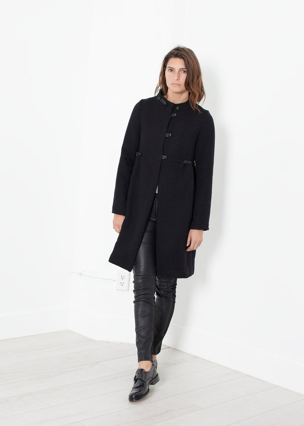 Zoulou Coat in Black - mageplaza100.myshopify.com - Hannes Roether - [variant_title]