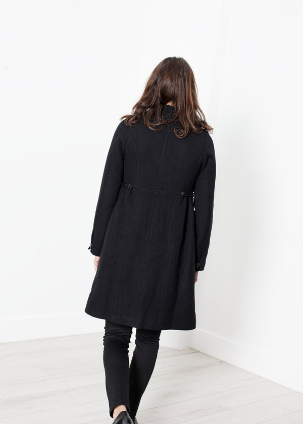 Zoulou Coat in Black - mageplaza100.myshopify.com - Hannes Roether - [variant_title]