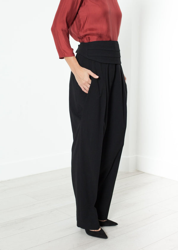 Pleated Waistband Trouser in Black - mageplaza100.myshopify.com - Ter et Bantine - [variant_title]