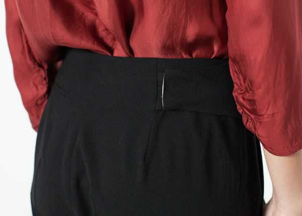 Pleated Waistband Trouser in Black - mageplaza100.myshopify.com - Ter et Bantine - [variant_title]
