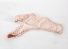 Translation missing: it.sections.featured_product.gallery_thumbnail_alt