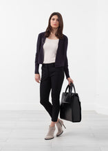 Translation missing: it.sections.featured_product.gallery_thumbnail_alt