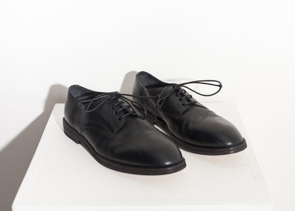 Stiro Oxford in Black - mageplaza100.myshopify.com - Marsell - [variant_title]