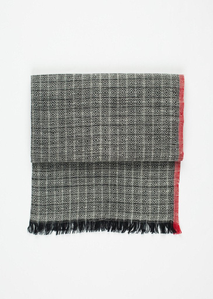 Diamond Scarf in Black/Natural - mageplaza100.myshopify.com - Khadi & Co. - [variant_title]